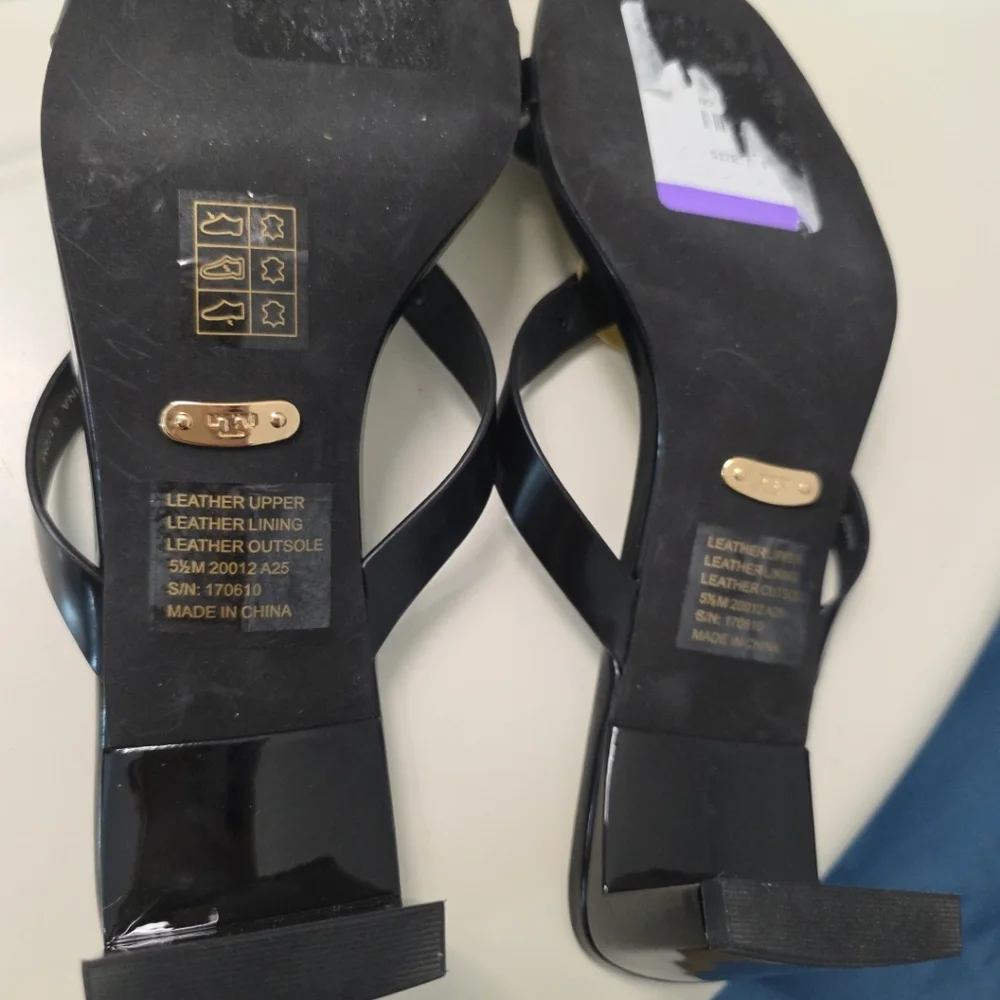 Tory Burch Ring Heel Sandal Leather Block Heel Black Mint Size 5.5